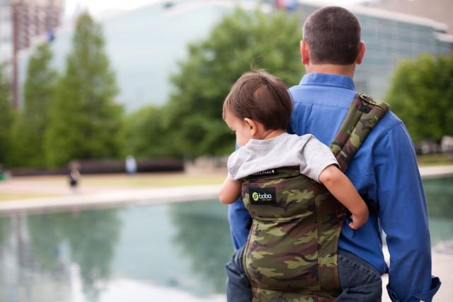 Get the Diaper Dude Boba Carrier 3G for Father's Day (Plus a Giveaway)