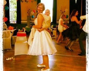 Adventures in Babywearing: Weddings!