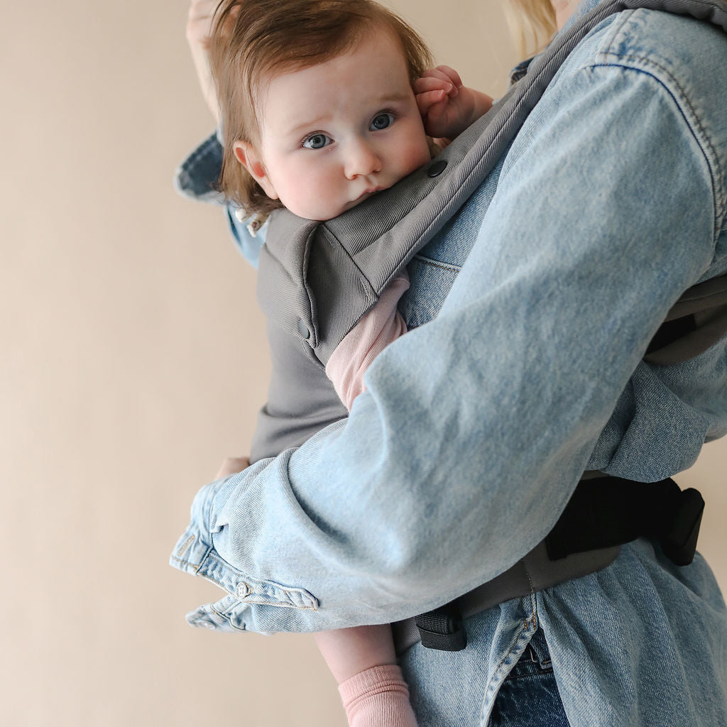 Boba Auri Baby Carrier in Grey