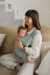 This effortless hybrid baby carrier is an ideal choice for all parents looking for a simple and convenient carrier for babies from birth to 18 months (7-35 lb or 3.2-16 kg)! Sea Mist