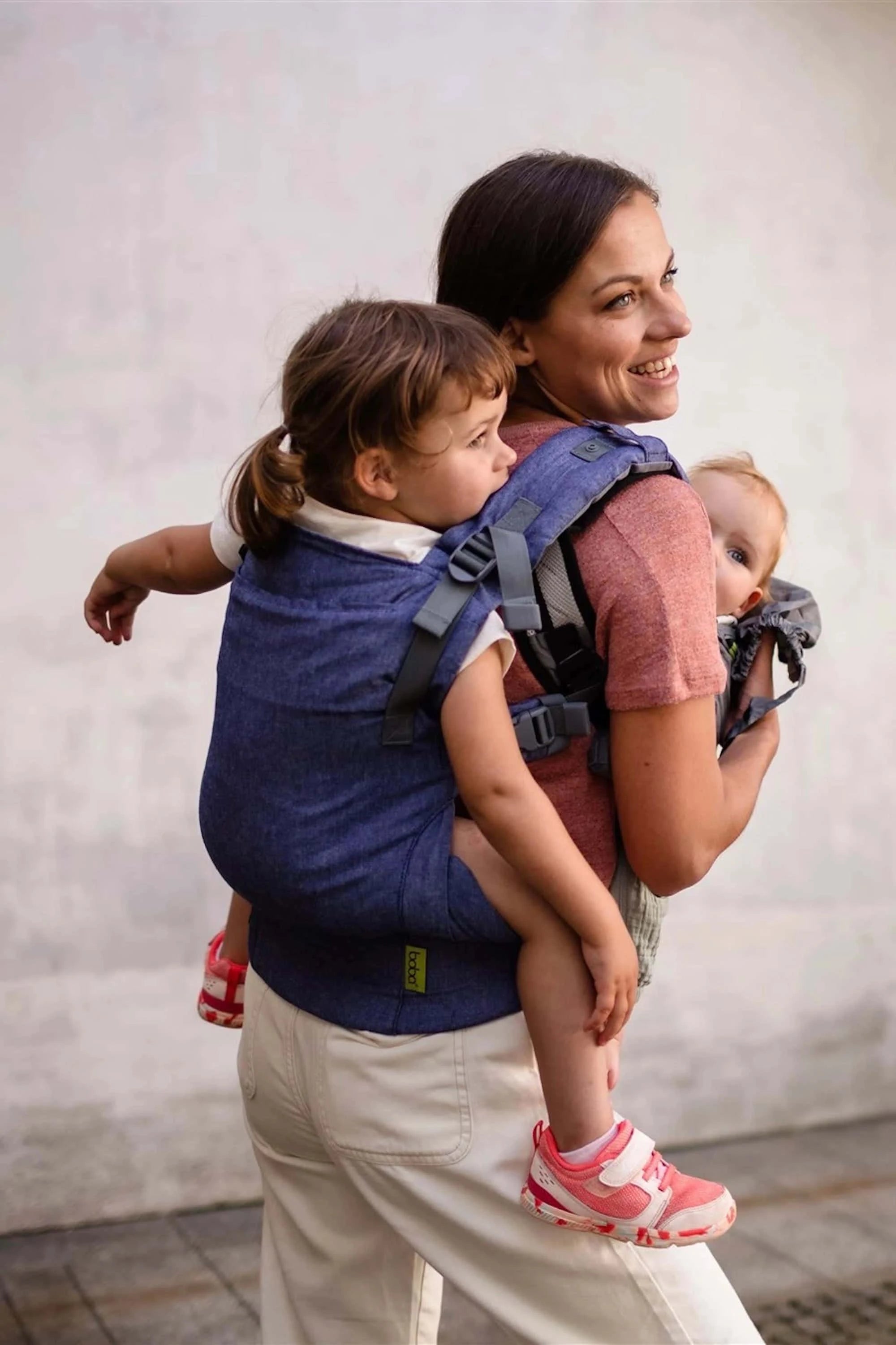 Boba X - The all-in-one baby carrier designed to last from birth to toddlerhood (0-36+ months or 7-45 lbs). Versatile and fully adjustable in width and height for a perfect fit. Chambray